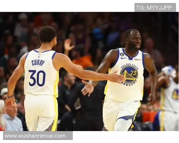 2017年NBA勇士队与太阳队精彩对决回顾及赛季分析